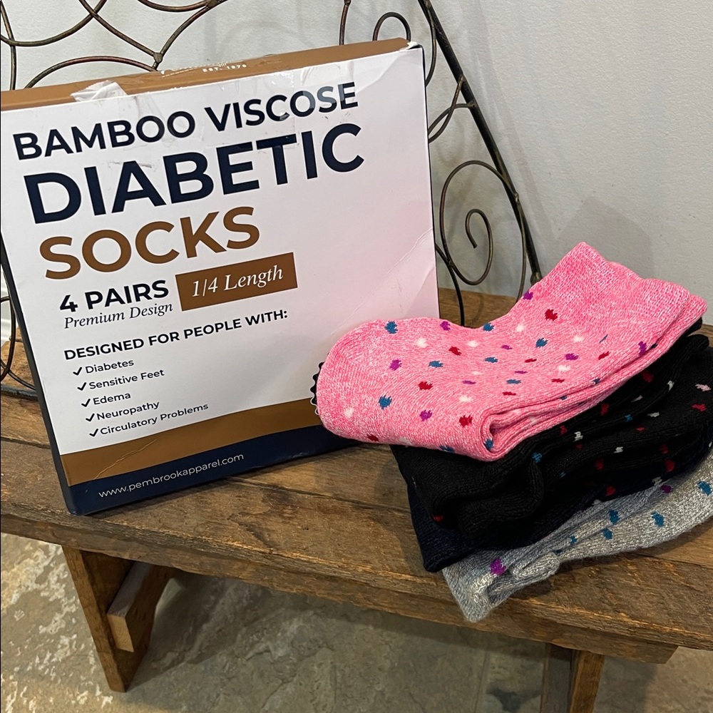 🆕 Pembrook Diabetic Socks (4)